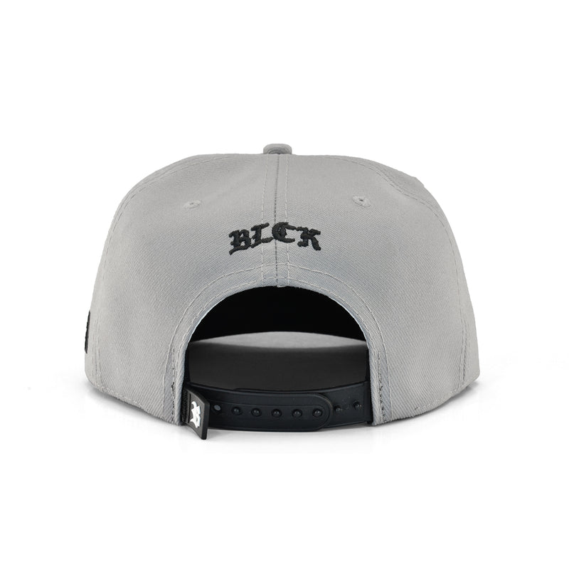 Boné Aba Reta Chorão Só os Loucos Sabem - Cinza