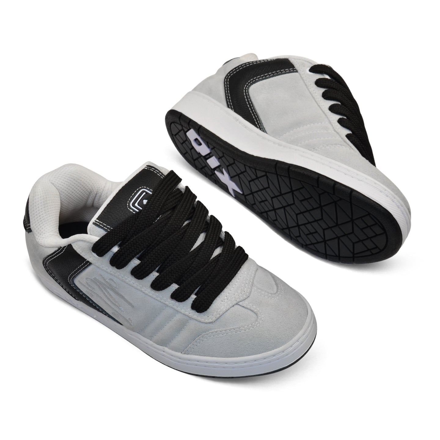 Tênis Preto Skate QIX Chorão Lado B Alvejado