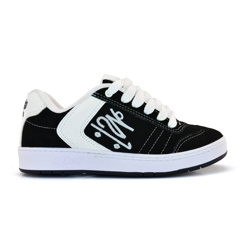 Tênis Qix Chorão Lado B - Preto e Branco -