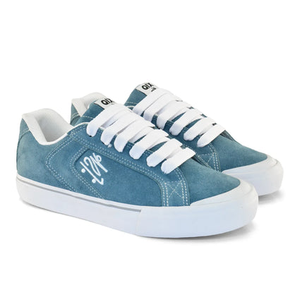 Par de tênis qix azul com detalhes em branco.